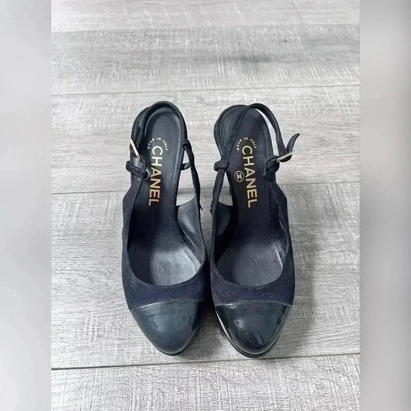 Chanel Captoe Slingback Suede Heels - Picture 6 of 8